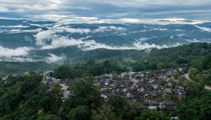 景邁山(shān)風光